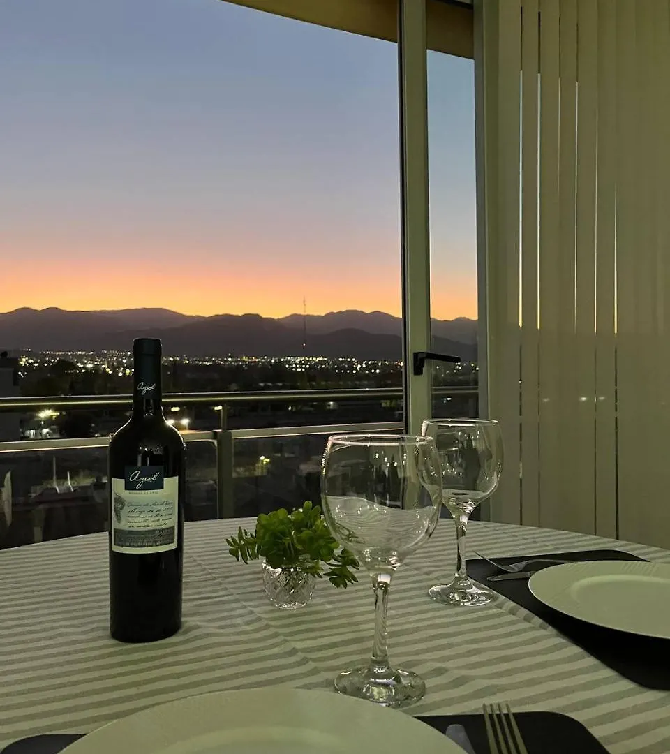 Apartamento Centrico Con Las Mejores Vistas De Mendoza 0*,